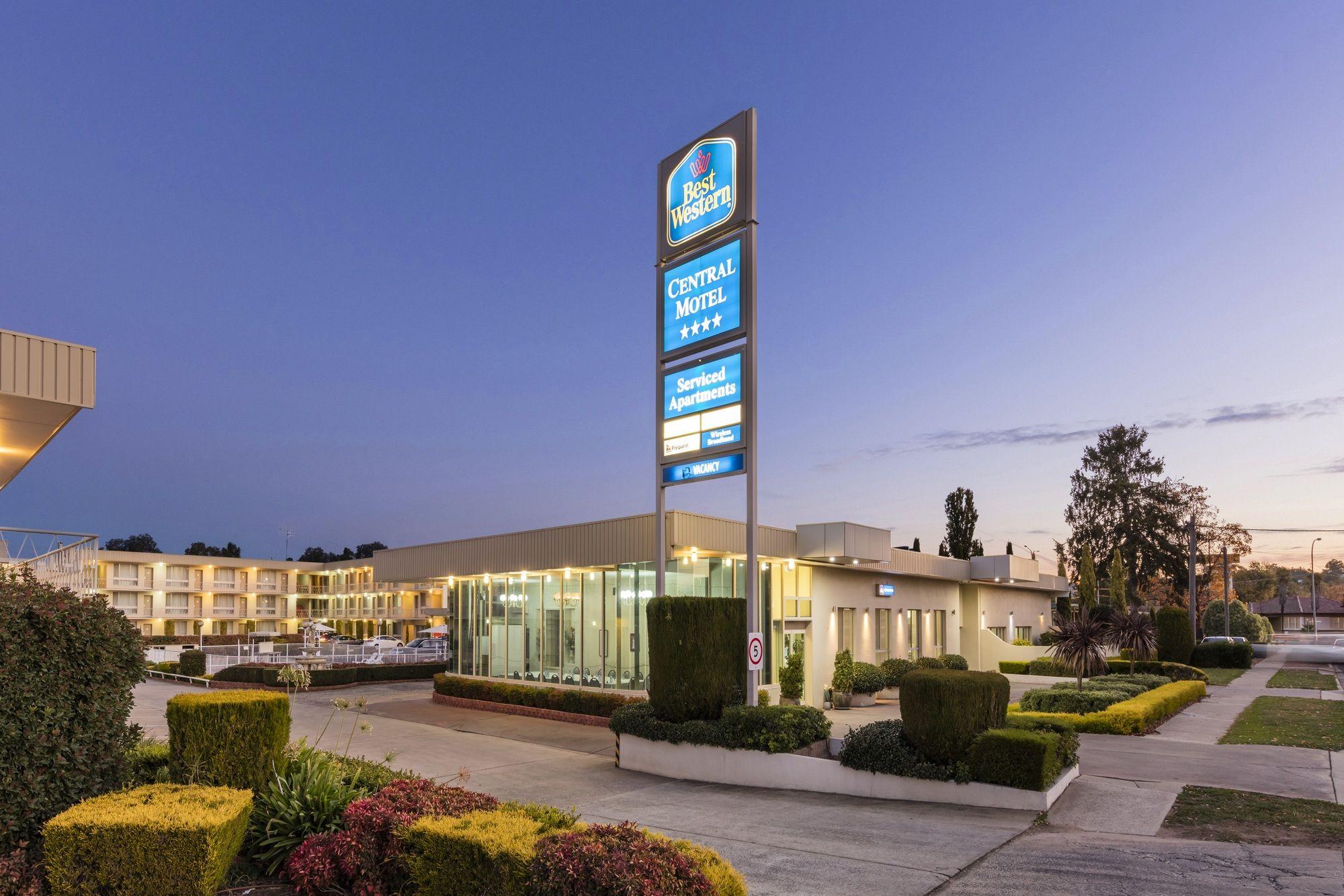 Breakfree Queanbeyanモーテル エクステリア 写真